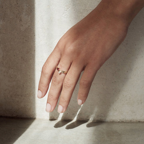 Three Claw Mini Garnet Ring in Yellow Gold