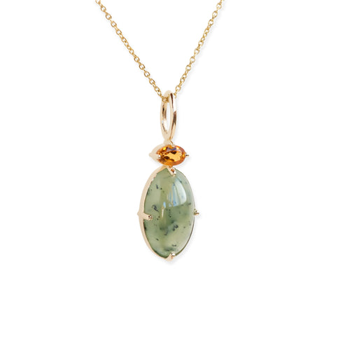 The Hilma Pendant in Yellow gold