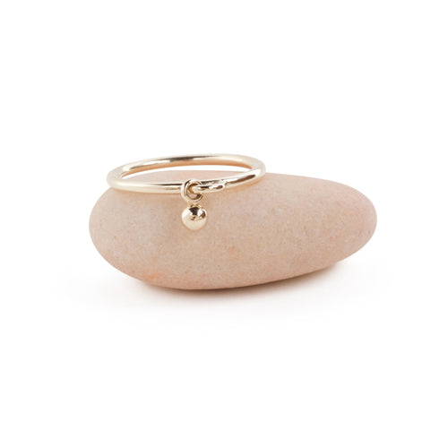 The Solo Charm Ring in Yellow Gold