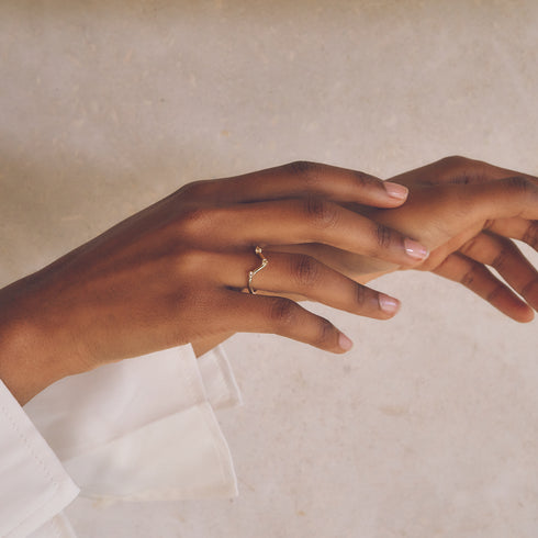 Pointed Three Diamond Arch Band in White Gold