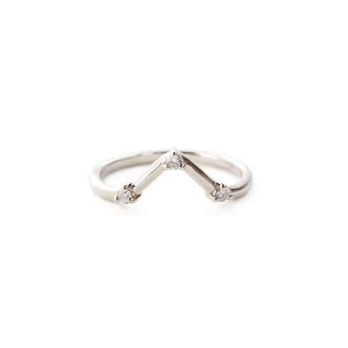 Pointed Three Diamond Arch Band in White Gold