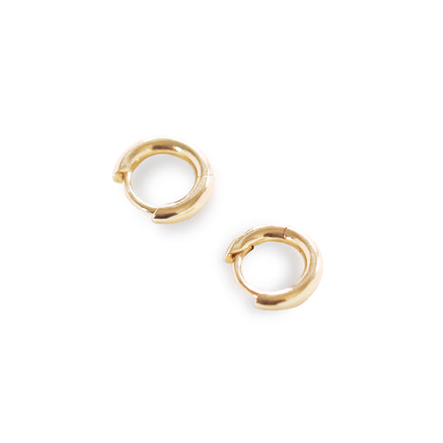 Signature Sleepers in Yellow Gold