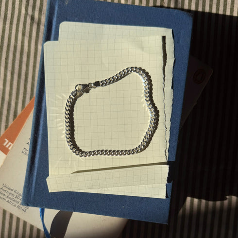 Curb Bracelet in Silver