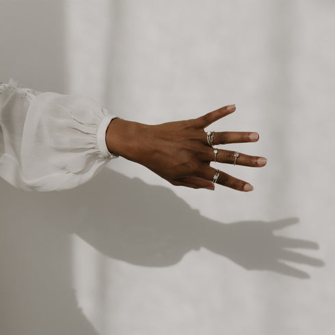 Leda ~ Four Claw Round Diamond Ring