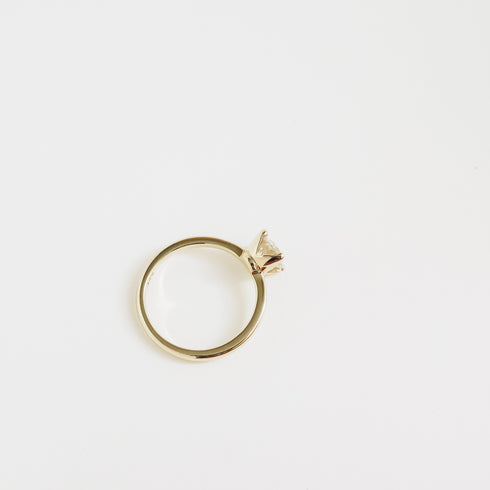 Luna ~ Four Claw Round Diamond Ring