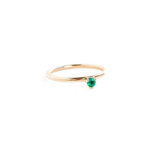 Three Claw Mini Emerald Ring in Yellow Gold