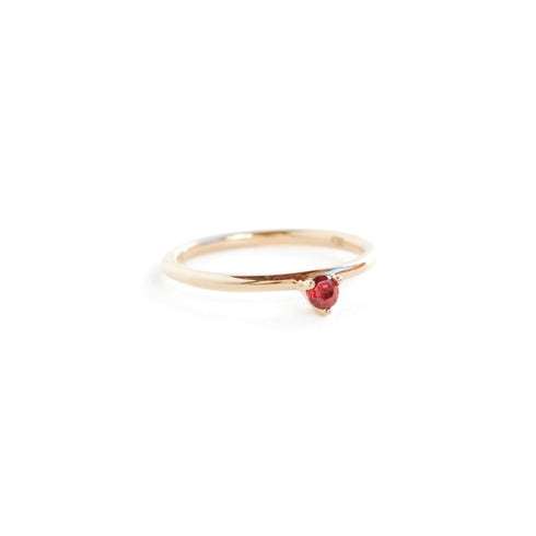 Three Claw Mini Garnet Ring in Yellow Gold