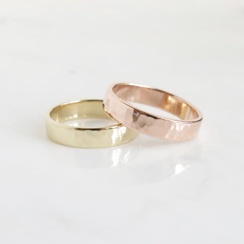 Men's Hammered Band in White Gold