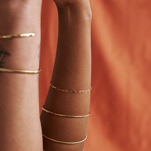 The Paperclip Bracelet in Yellow Gold