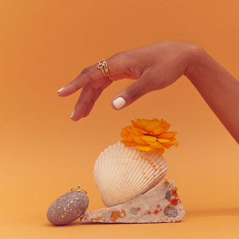 Partial Bezel Set Oval Citrine Ring in Yellow Gold