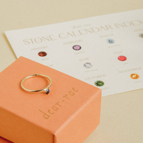 Three Claw Mini Sapphire Ring in Yellow Gold